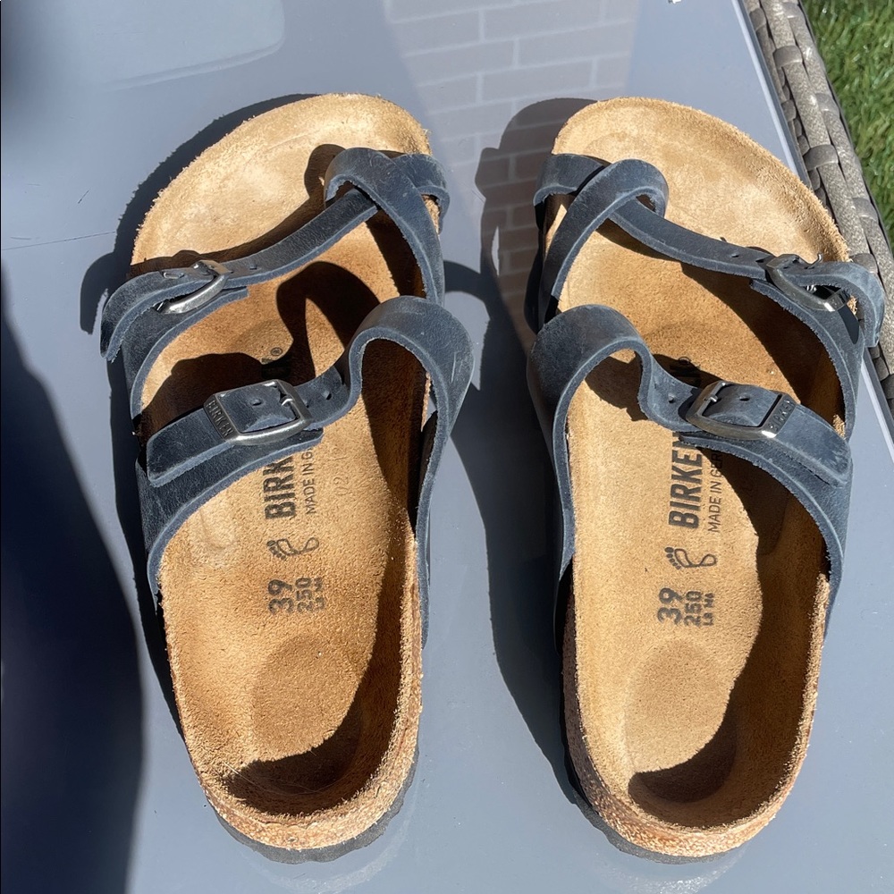 Birkenstock "Mayari" Women's Sandals in Navy  Size 39  //  US 8.5